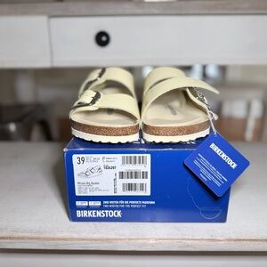 Birkenstock Women's Sandals - Light Yellow